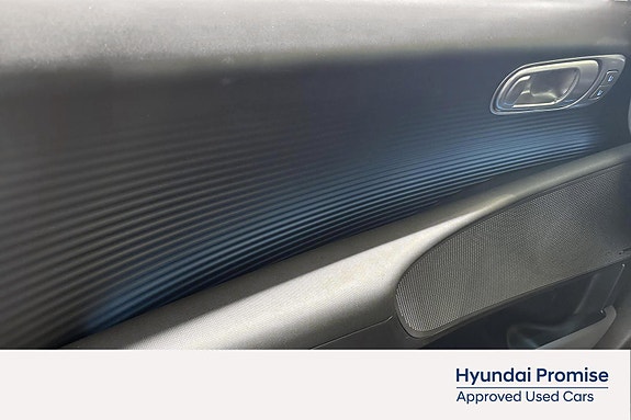 Hyundai Ioniq 6 17 of 24