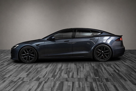 Tesla Model S 3 of 30
