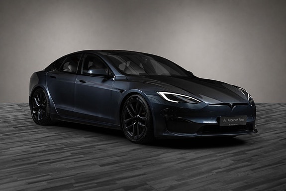 Tesla Model S 9 of 30