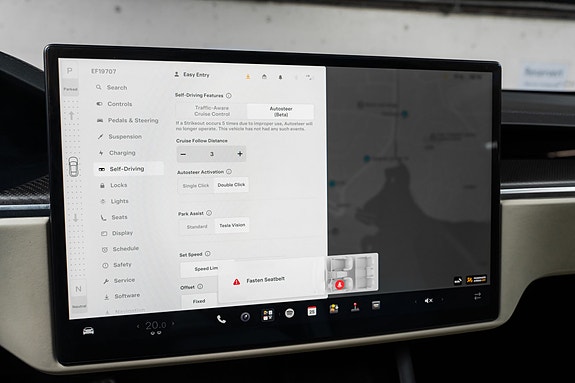 Tesla Model S 25 of 30