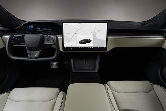 Tesla Model S 11 of 30