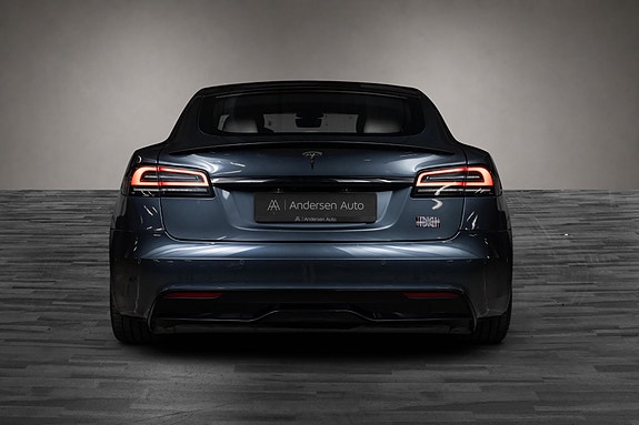 Tesla Model S 5 of 30