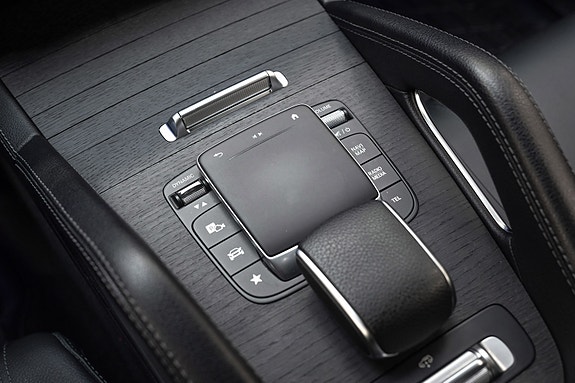 Mercedes-Benz GLE350 de 24 of 30