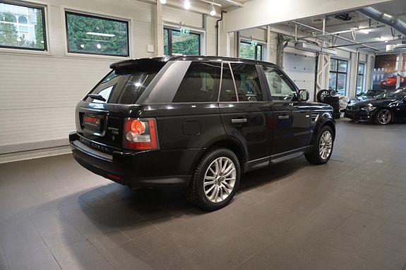 Land Rover Range Rover Sport 10 of 30