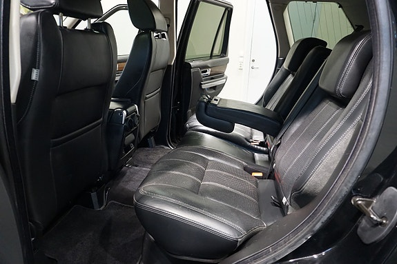 Land Rover Range Rover Sport 28 of 30