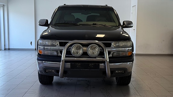 Chevrolet Tahoe 3 of 25