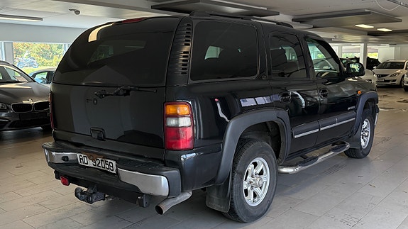 Chevrolet Tahoe 8 of 25