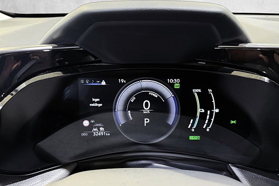 Lexus NX450h 12 of 19