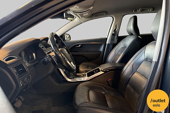 Volvo V70 12 of 27