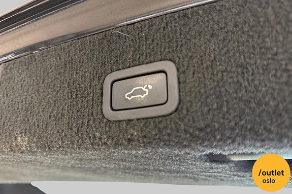 Volvo V70 25 of 27