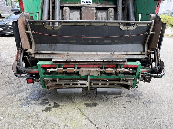 Volvo FM430 renovasjonsbil m/ 1 kammer 26 of 30