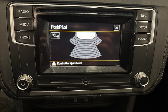 Volkswagen Caddy Maxi 13 of 24