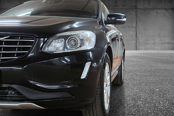 Volvo XC60 10 of 30