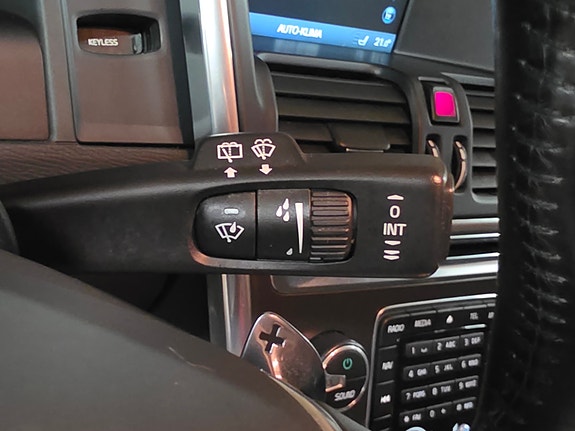 Volvo XC60 25 of 30
