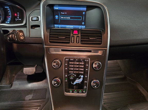 Volvo XC60 28 of 30