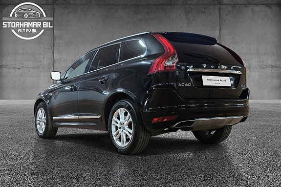 Volvo XC60 4 of 30