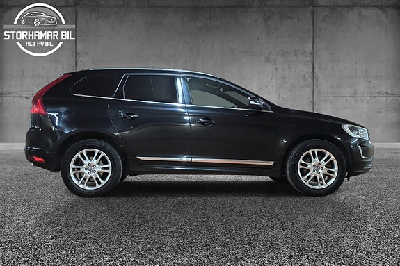 Volvo XC60 5 of 30