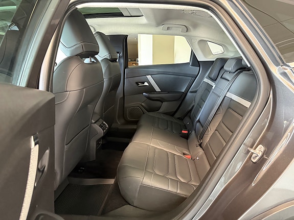 Citroen E-C4 X 20 of 30