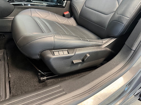 Citroen E-C4 X 16 of 30