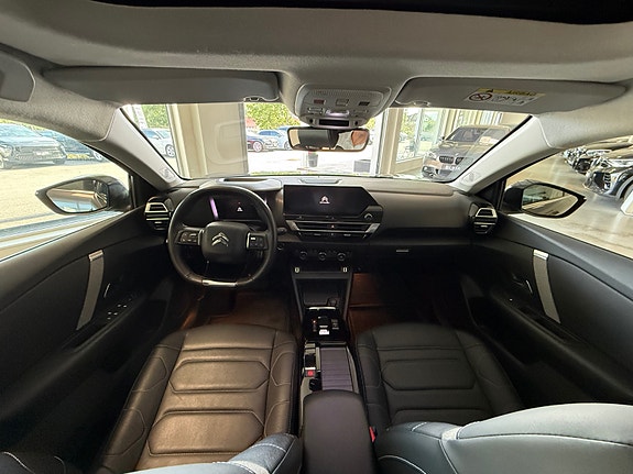 Citroen E-C4 X 19 of 30