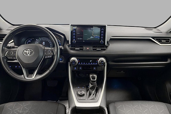 Toyota RAV4 17 of 26