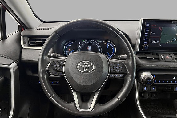 Toyota RAV4 18 of 26