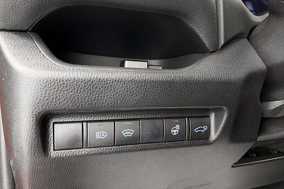 Toyota RAV4 22 of 26