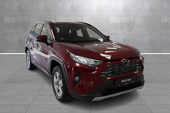 Toyota RAV4 7 of 26