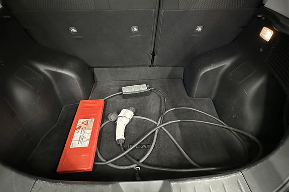 Nissan Leaf 19 of 20