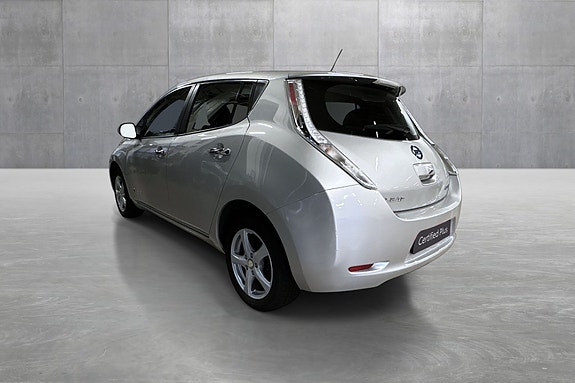 Nissan Leaf 3 of 20