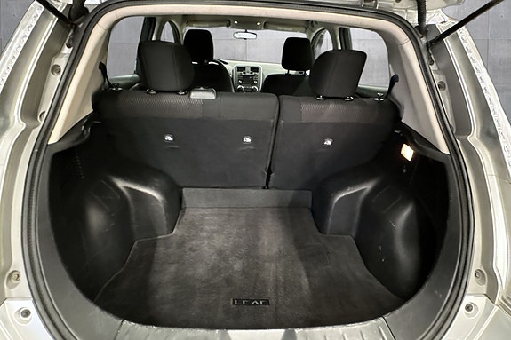 Nissan Leaf 18 of 20