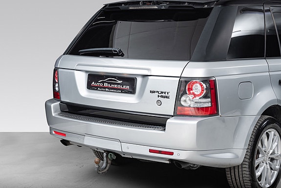 Land Rover Range Rover Sport 9 of 30