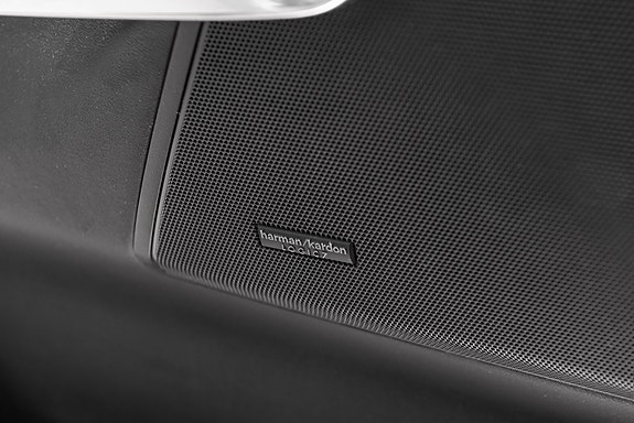 Land Rover Range Rover Sport 15 of 30