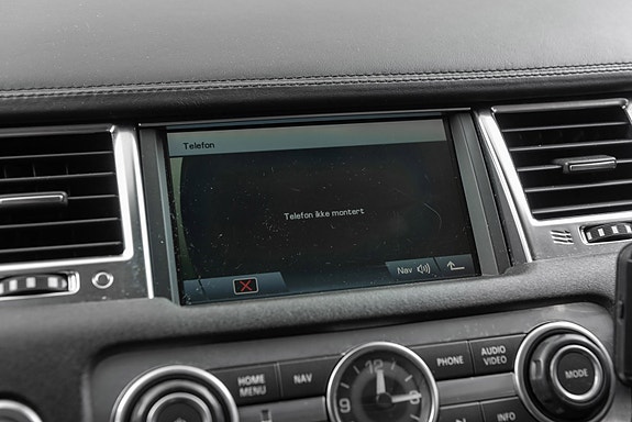 Land Rover Range Rover Sport 26 of 30