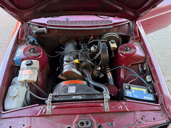 Volvo 242 11 of 22