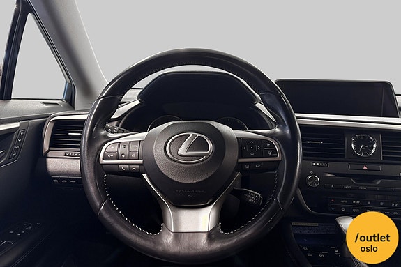Lexus RX450h 25 of 30
