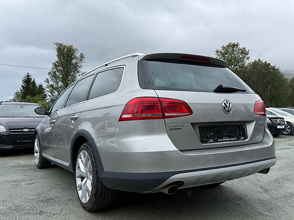 Volkswagen Passat Alltrack 7 of 27