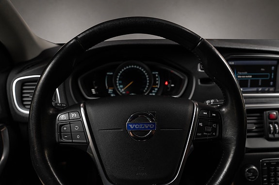 Volvo V40 18 of 22