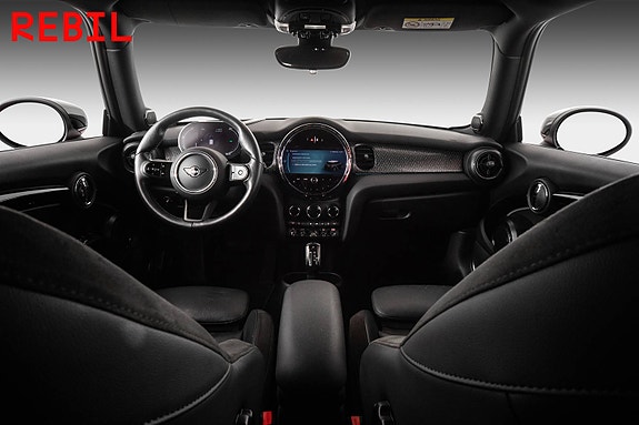 MINI Cooper SE 10 of 28