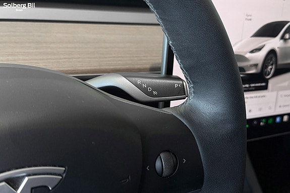 Tesla Model Y 30 of 30