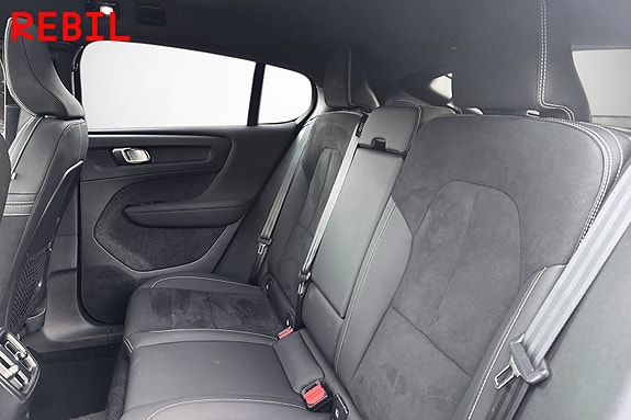 Volvo C40 9 of 21