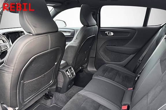Volvo C40 15 of 21