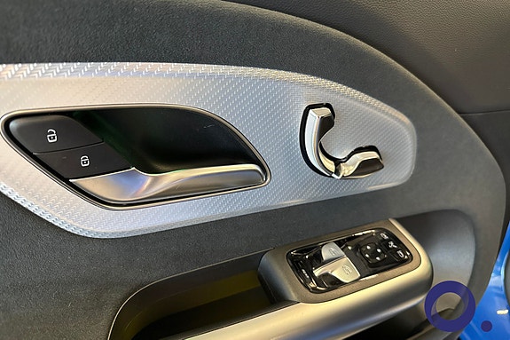 Mercedes-Benz CLA350 19 of 24