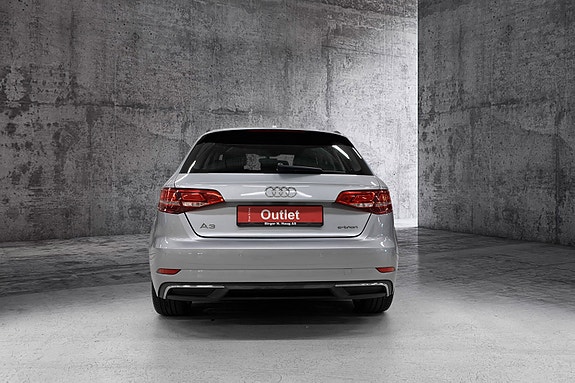 Audi A3 3 of 14