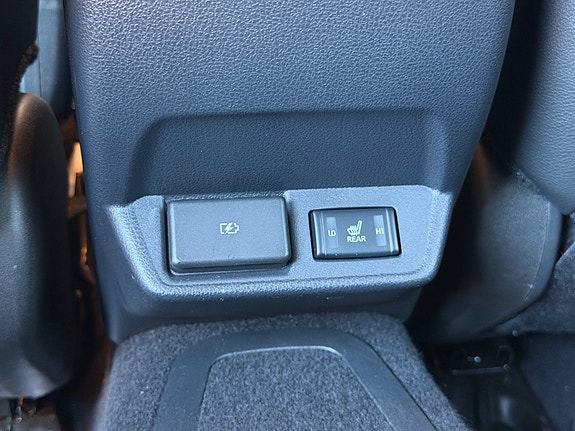 Nissan Leaf 16 of 17