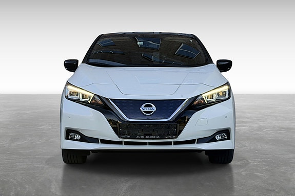 Nissan Leaf 2 of 17