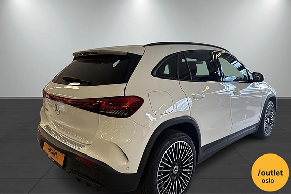 Mercedes-Benz EQA250 7 of 28