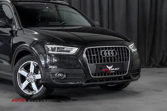 Audi Q3 2 of 30