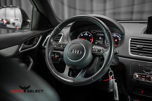 Audi Q3 25 of 30