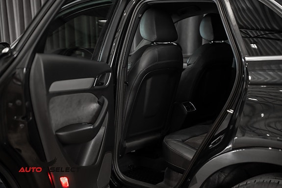 Audi Q3 15 of 30